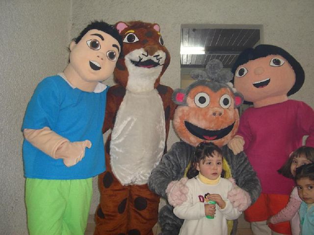 DORA LA EXPLORADORA